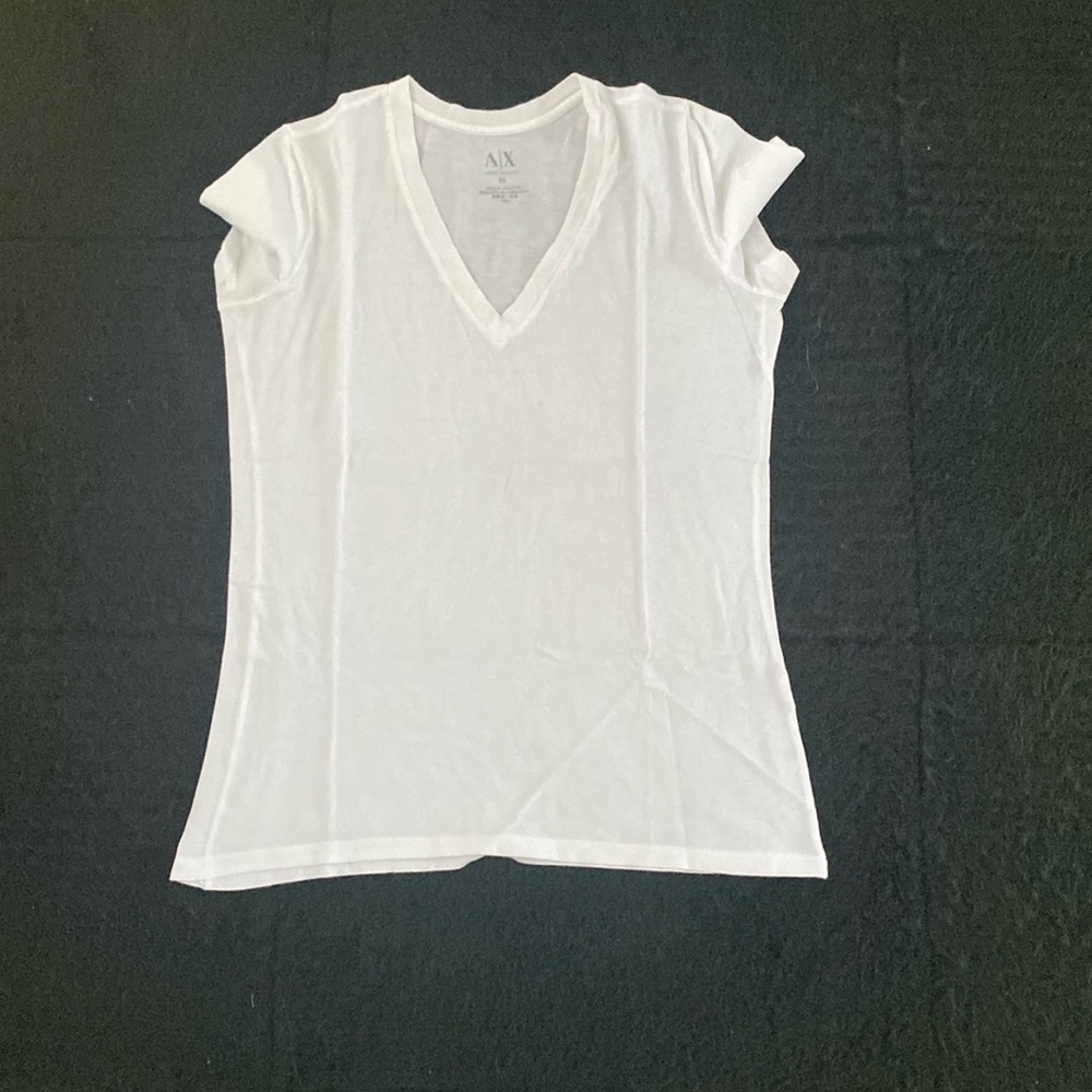 A/x t-shirt size XS
